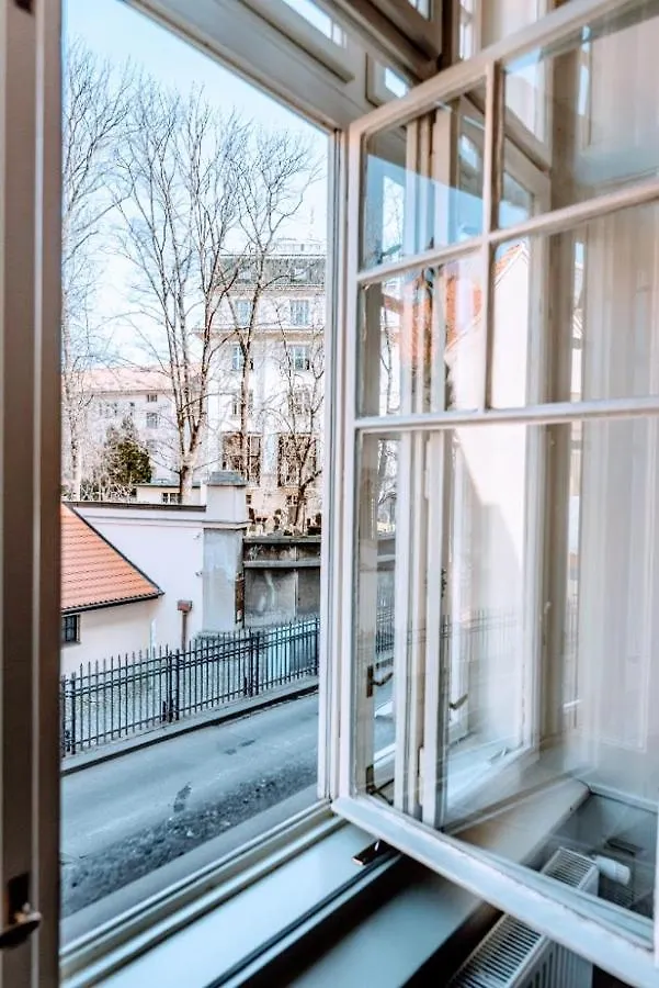 Black & White Flat For 2 / Peaceful / Jewish Quarter Apartment Prague Czech Republic